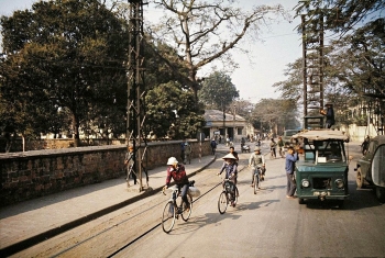 return tickets to the past with photos of hanoi in 1970s